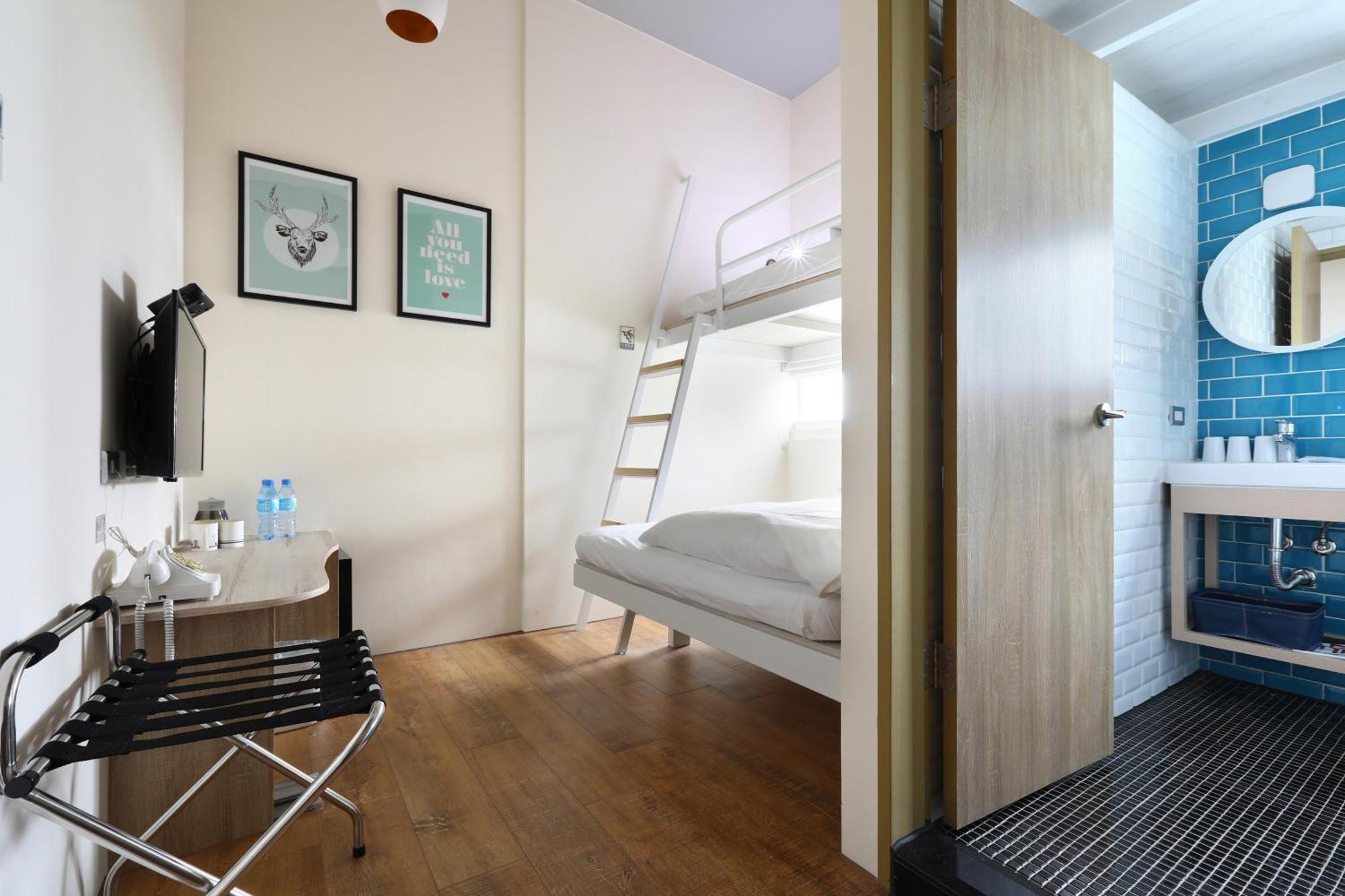 Mini Hotels  台中 外观 照片